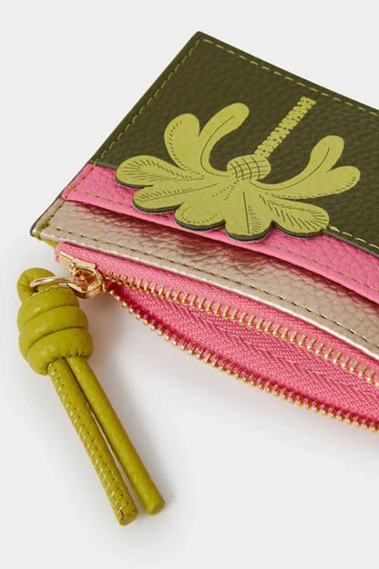 Accessorize - AK Galleria