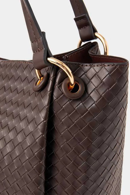 Accessorize - AK Galleria