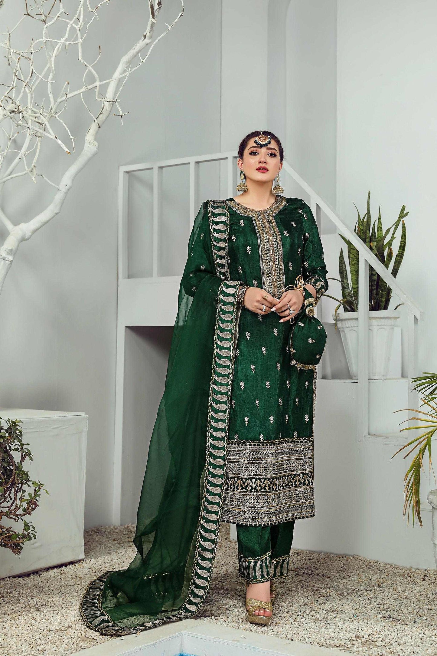Kausar Attire