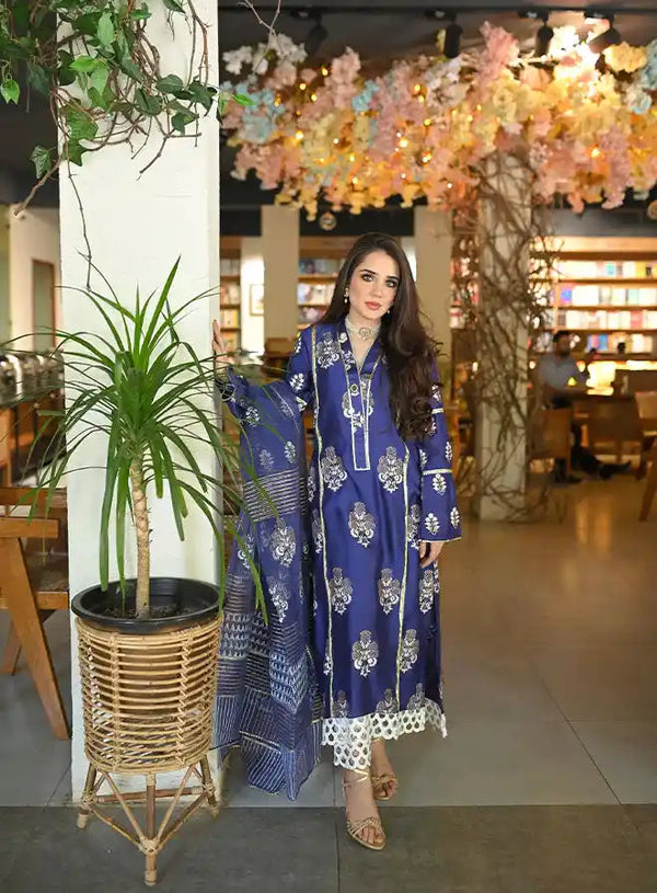 Latest Stitched Dress Designs in Pakistan