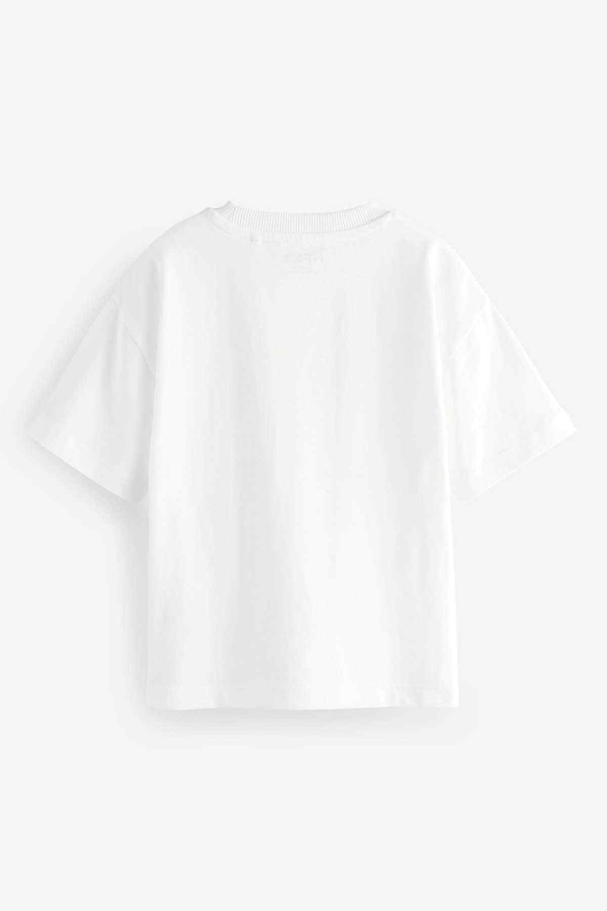 White short-sleeve crew neck T-shirt, loose fit with clean seams