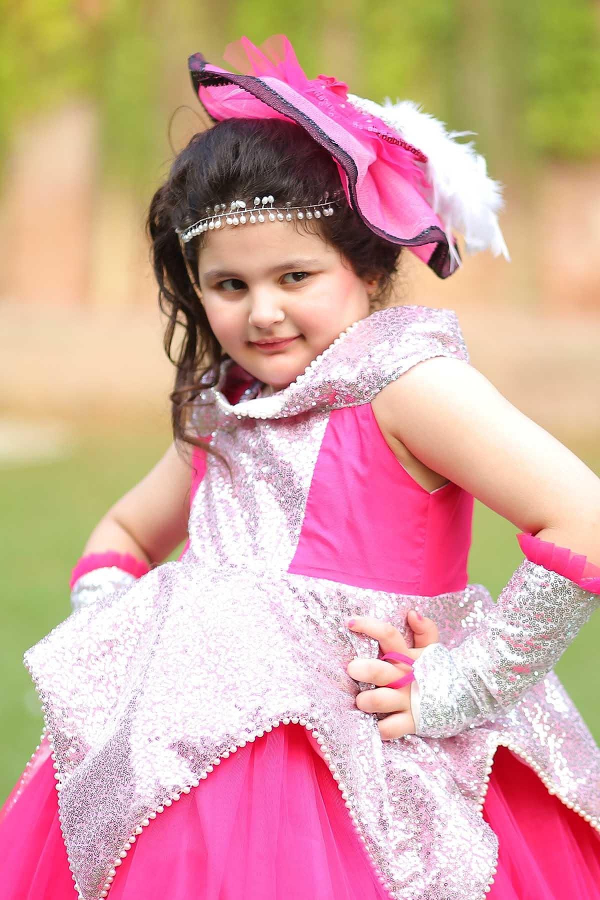 Qurratulain saqib - AK Galleria