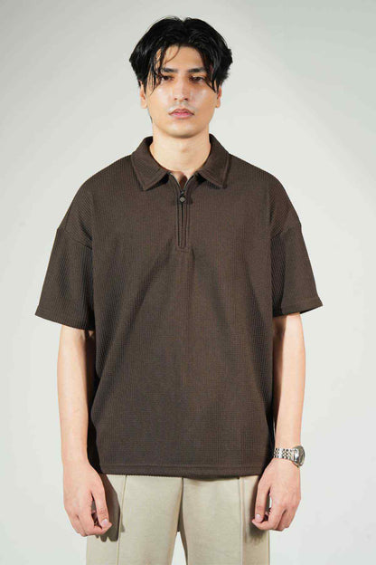 Brackets brown short-sleeve polo shirt with front zipper placket