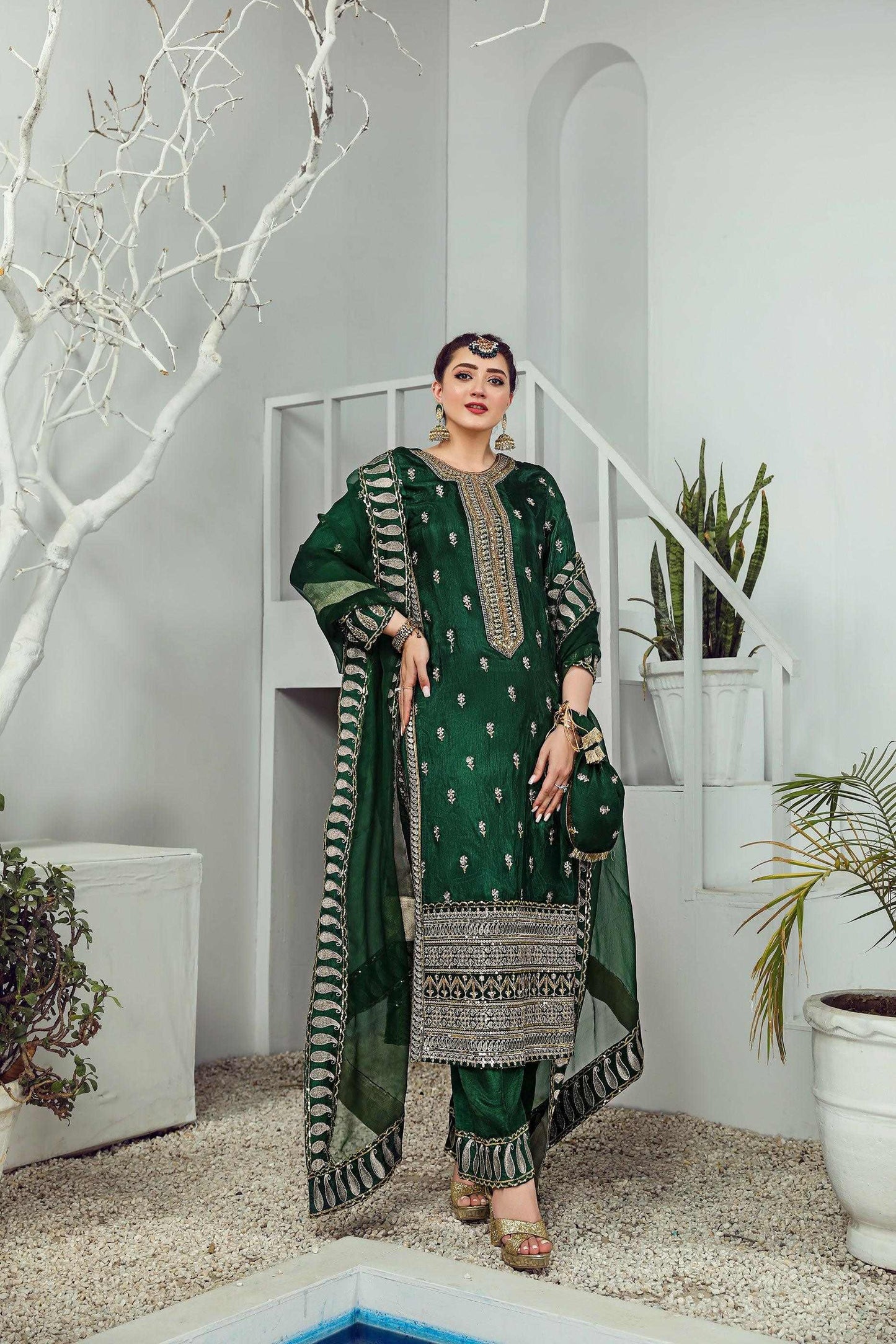 Kausar Attire