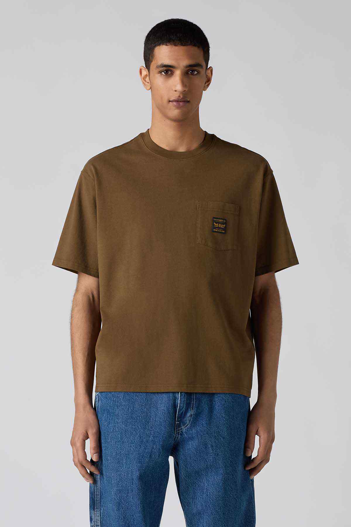Levi's brown crew-neck T-shirt with rectangular chest pocket and logo patch
