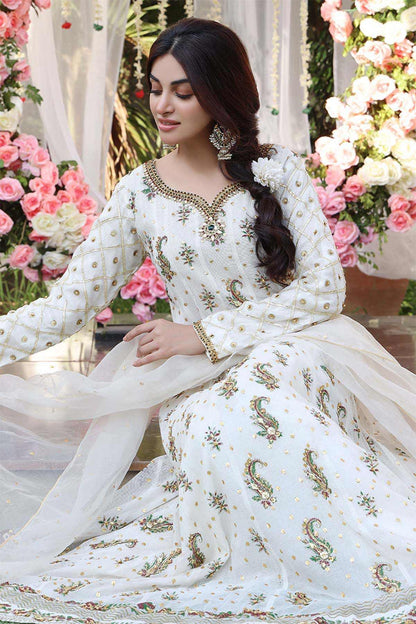 Nimra Kashif - AK Galleria