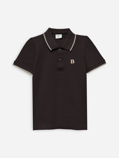 Brown cotton polo shirt with short sleeves, button placket, contrast trim, 'B' logo.