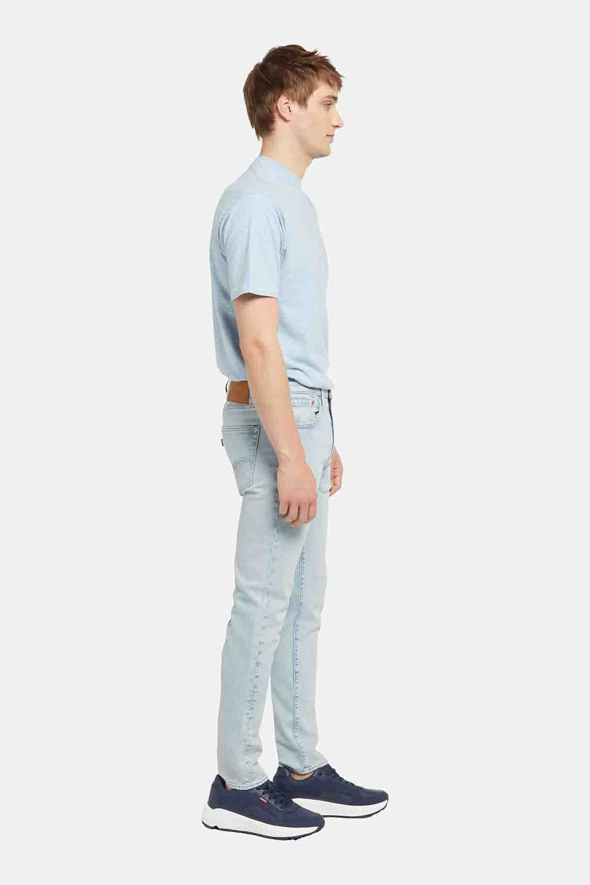 Levi's