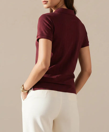 Fitted maroon knit polo shirt back with short sleeves and polo collar