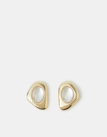 Accessorize