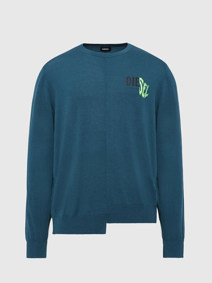 Sea green crewneck sweatshirt, long sleeves, ribbed cuffs and hem