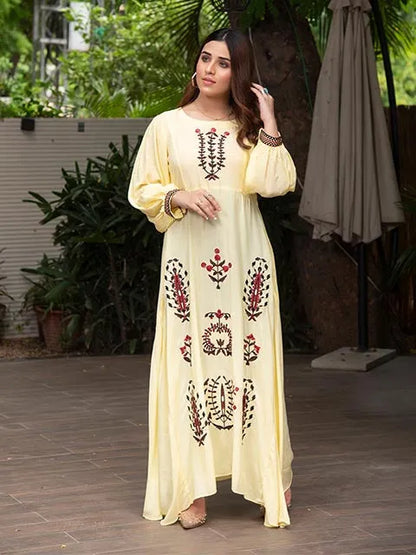 Pale yellow embroidered long dress, round neck, long sleeves, front floral motif print