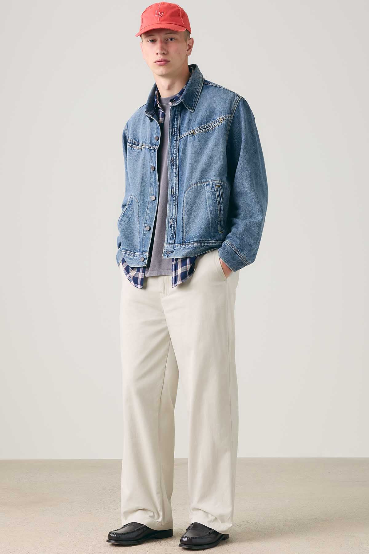 Levi's