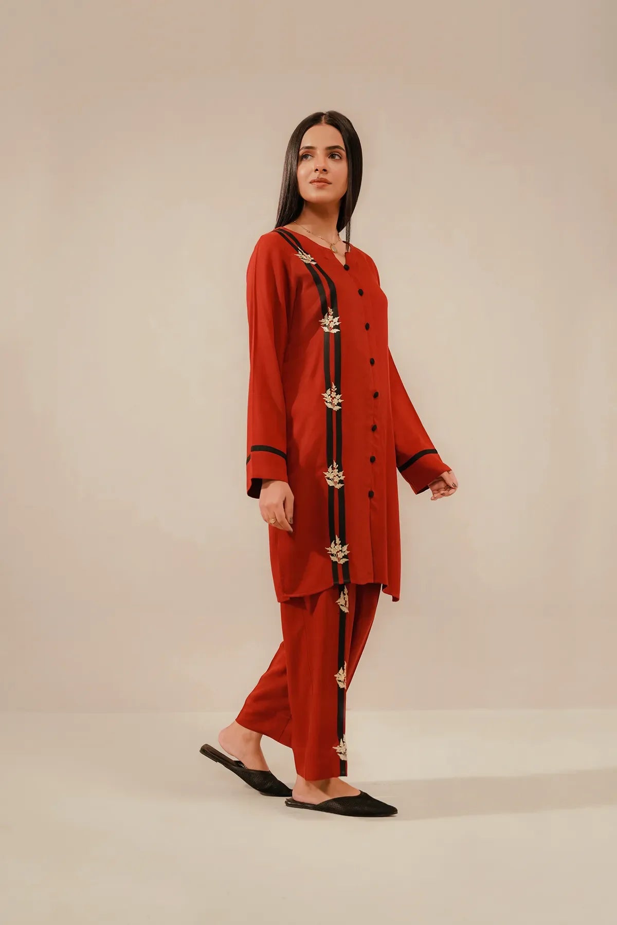 DIVINELY CRAFTED - AK Galleria