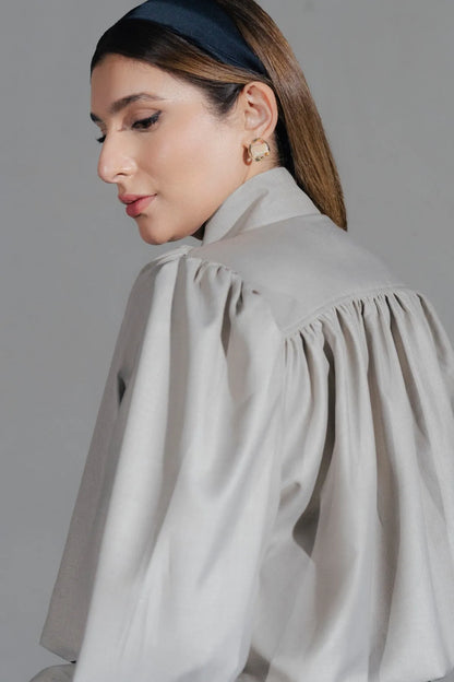 Licci Seed Pearl blouse with high collar and gathered shoulder yoke, side view