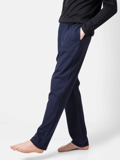 Men's navy cotton jogger sweatpants, elastic waist and relaxed tapered fit