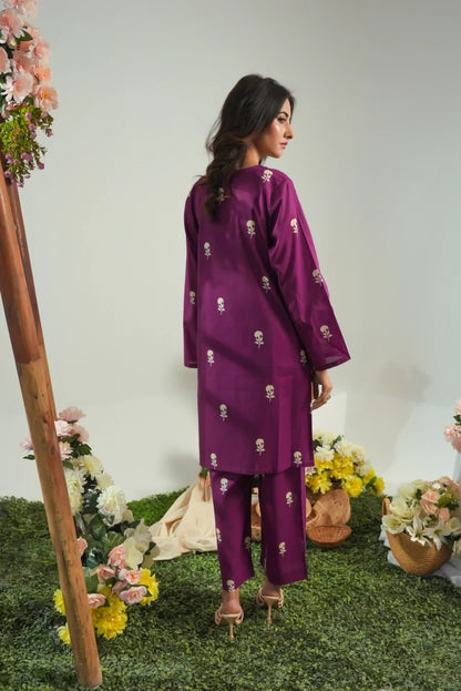 Purple kurta set with embroidered motifs, long tunic and matching pants