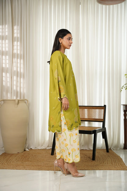 Womenâ€™s green long tunic with gold motif cuffs, scalloped hem, with printed palazzo pants