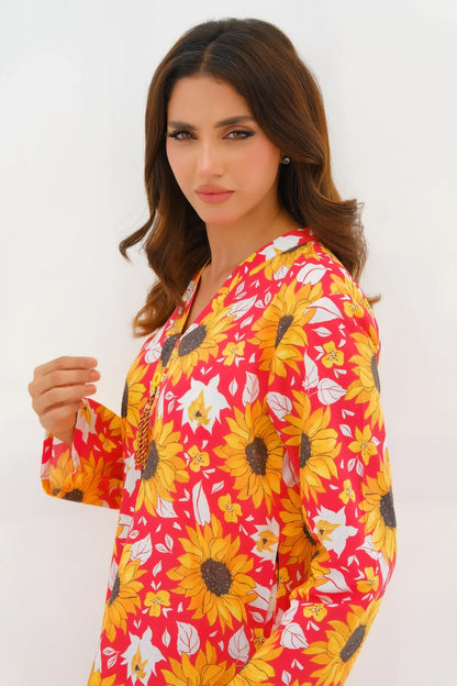 Women's floral kurta with sunflower print, button-front detail and long cuffed sleeves