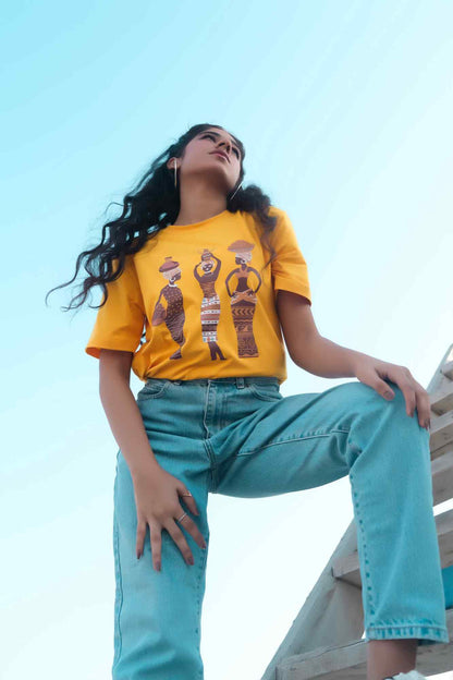 Yellow graphic T-shirt with short sleeves and crew neck