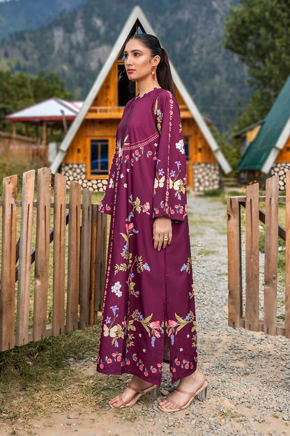 Maroon floral maxi dress with long skirt, side pockets, and 3/4 embroidered sleeves