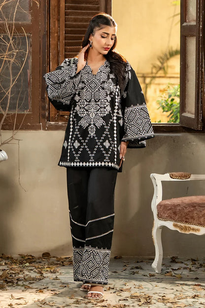 Dhaga black and white patterned kurta and pants set, straight tunic hem, long sleeves