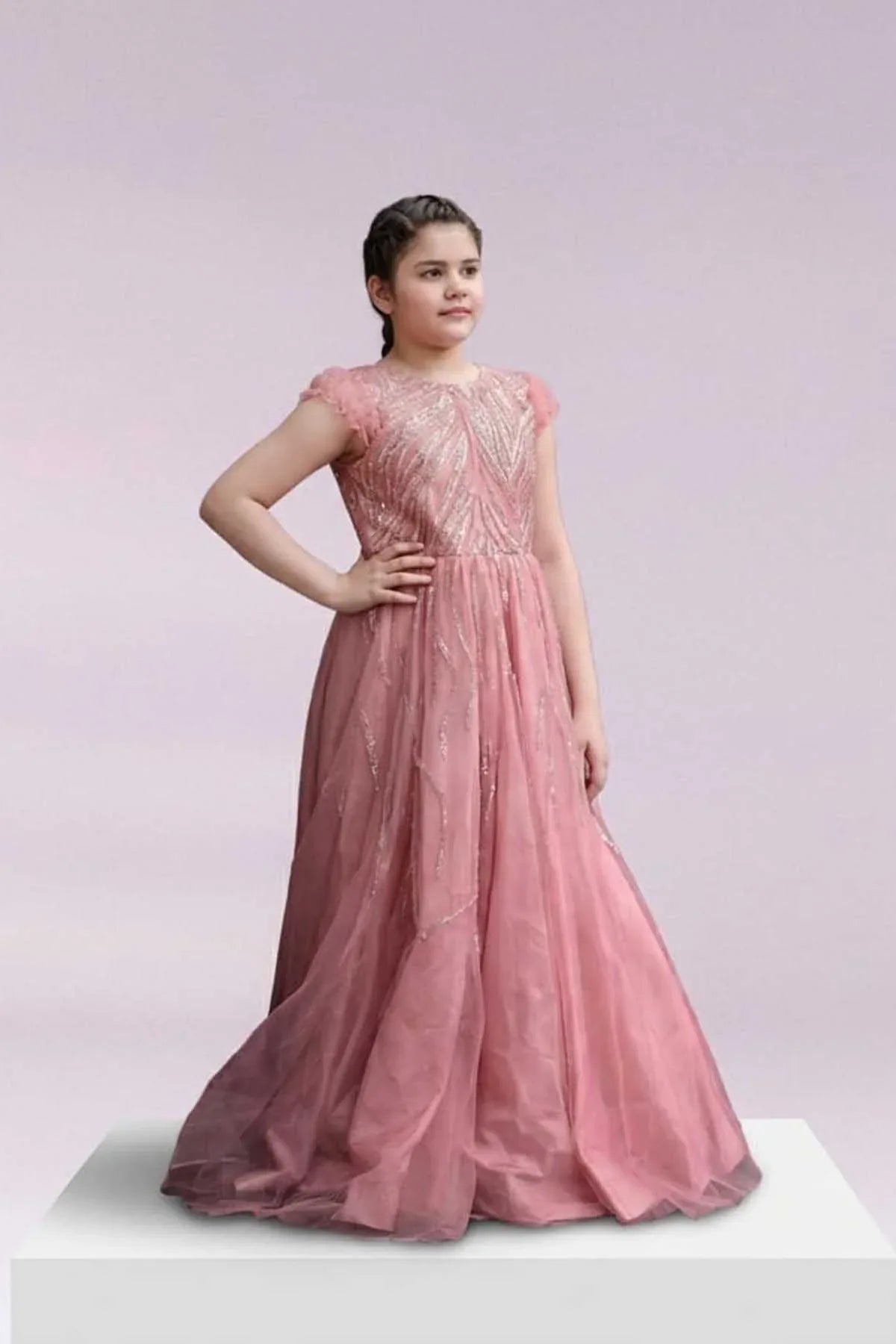 Qurratulain saqib - AK Galleria