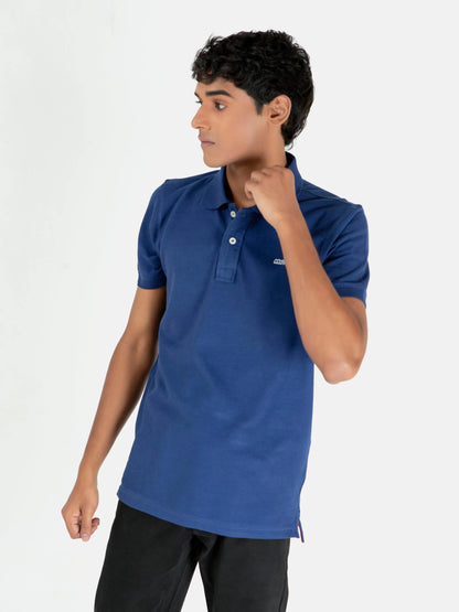 Men's blue cotton polo shirt with collar, short sleeves, button placket, chest logo
