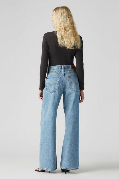 Wide-leg blue denim jeans with belt loops