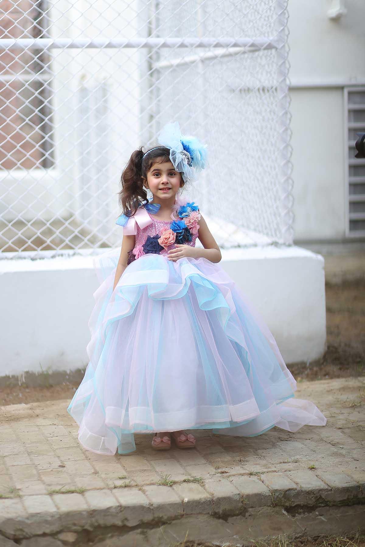 Qurratulain saqib - AK Galleria