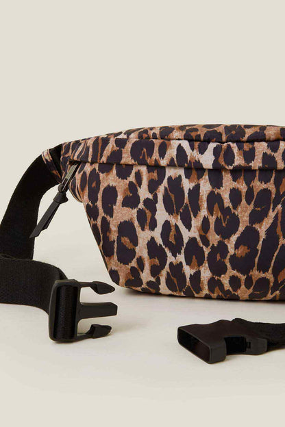 Accessorize - AK Galleria