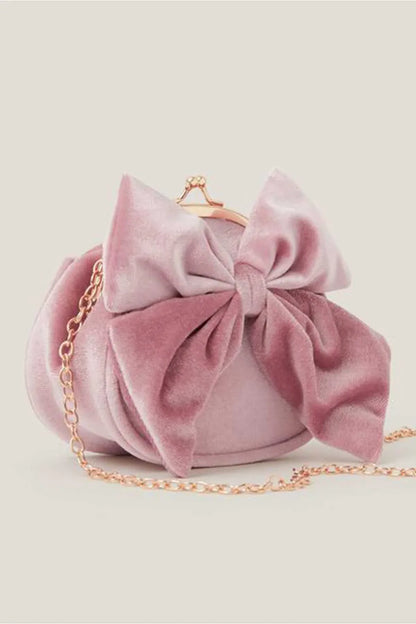 Accessorize - AK Galleria