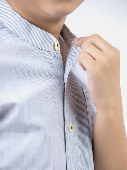 Brumano light grey cotton button-up shirt with short sleeves, buttoned collar details