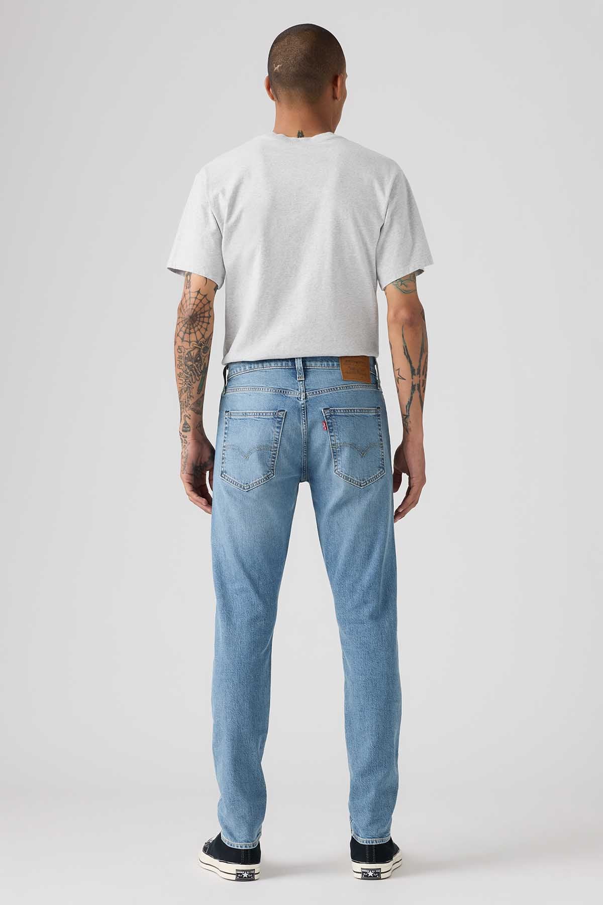 Levi's