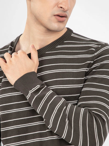 Brumano men's striped cotton crewneck sweater close-up of collar and long sleeves