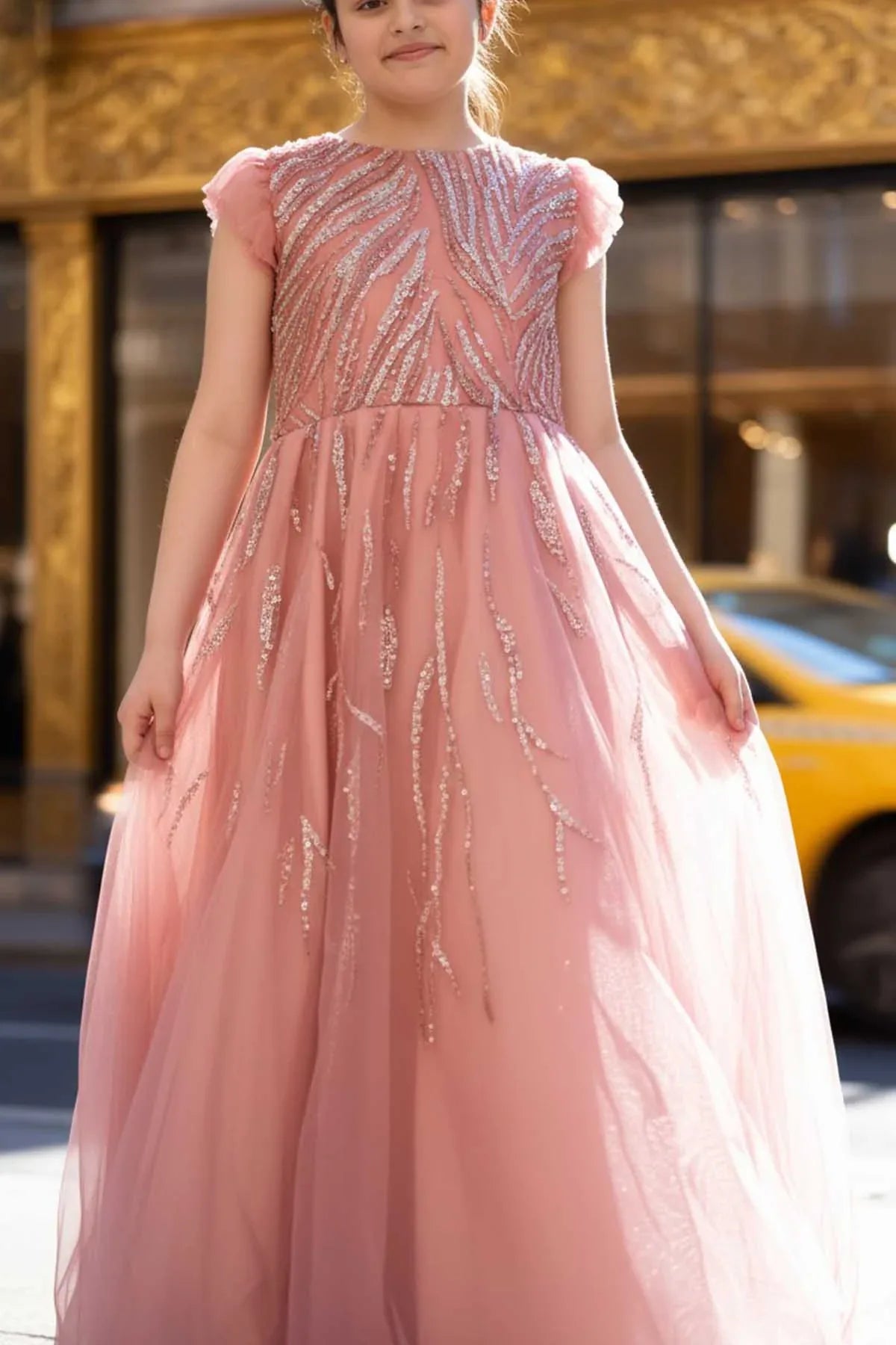 Qurratulain saqib - AK Galleria