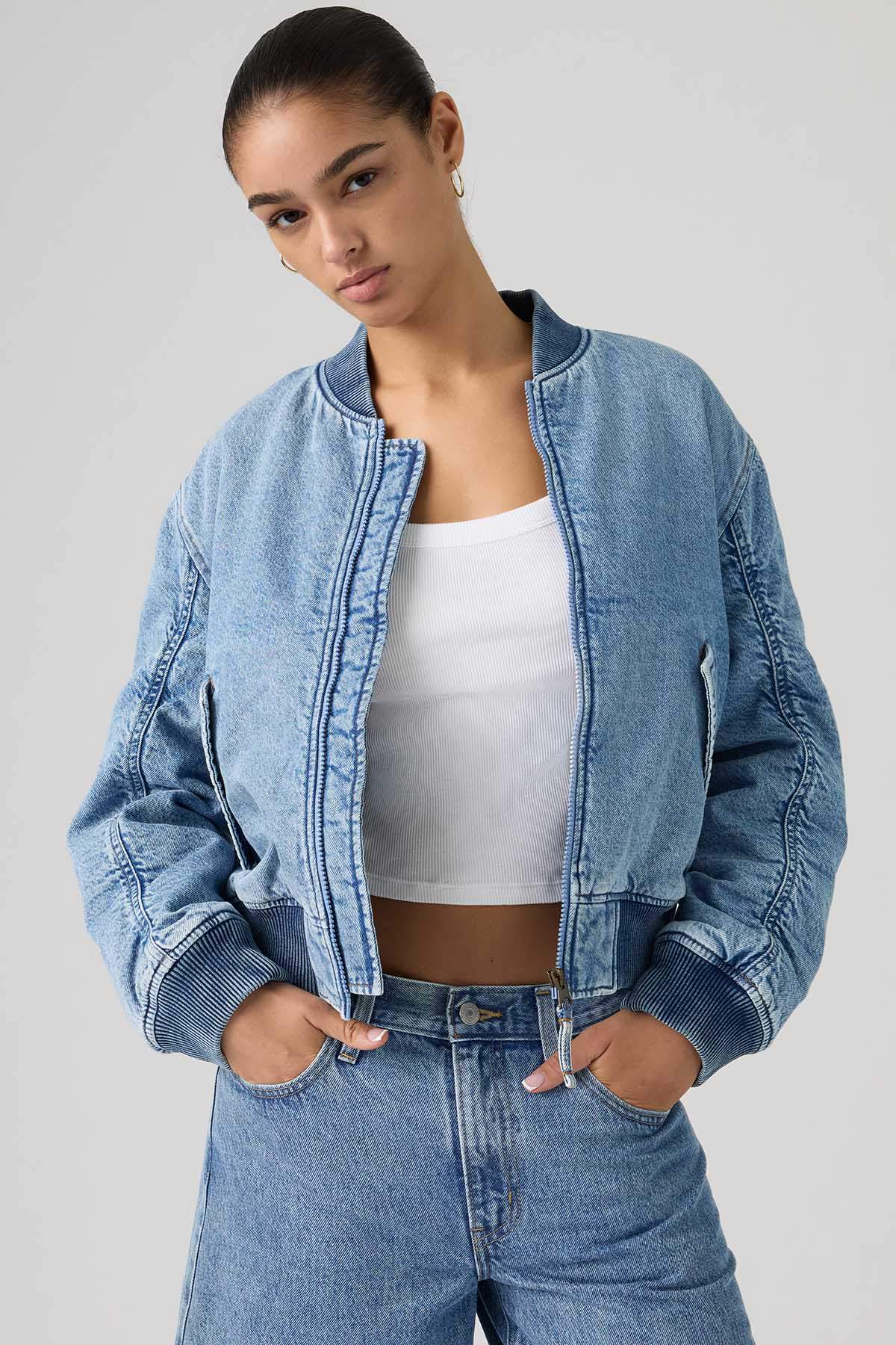 Levi's