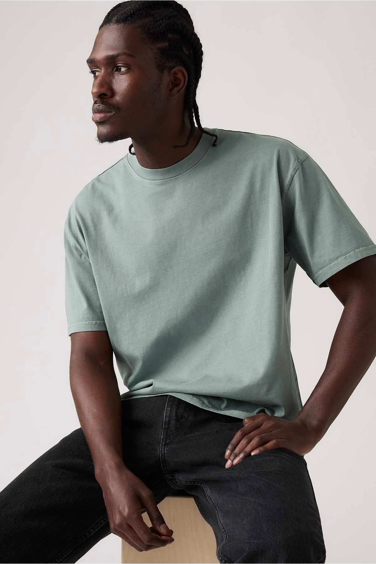Levi's
