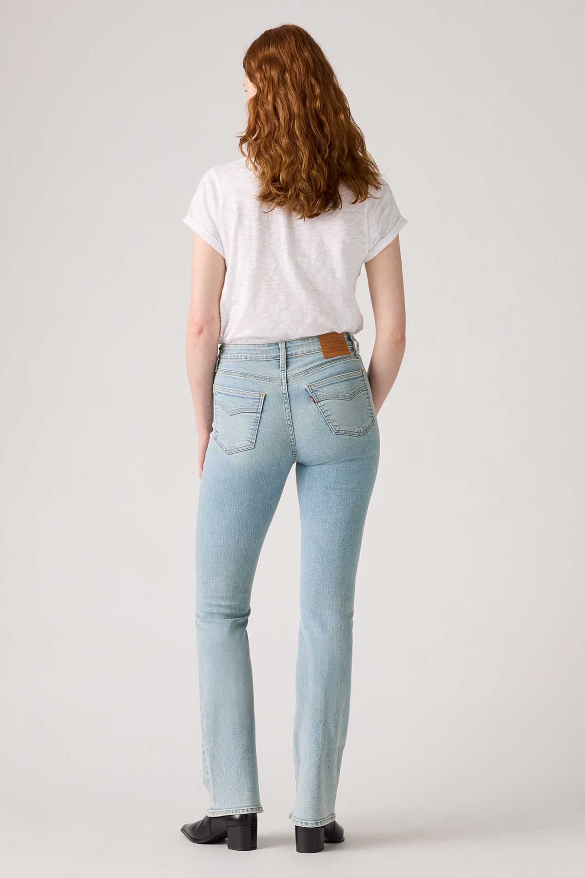 Levi's