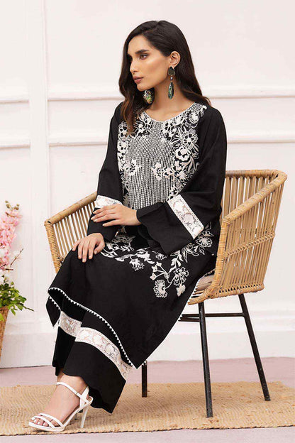 Nimra Kashif - AK Galleria