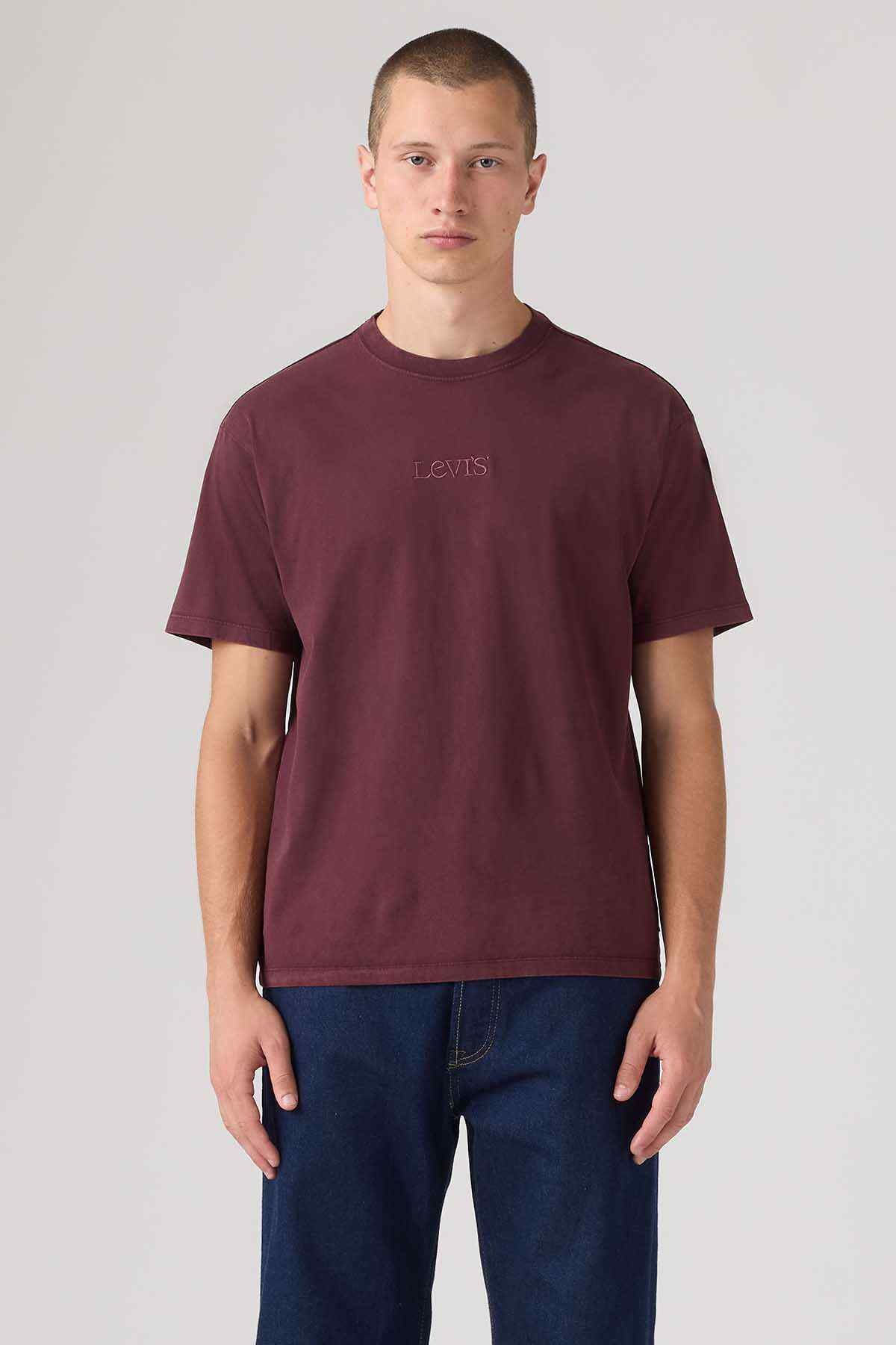 Levi's mahroon short-sleeve T-shirt, crew neck, small front logo