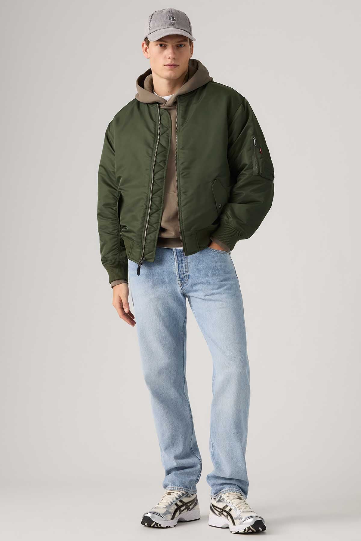 Levi's
