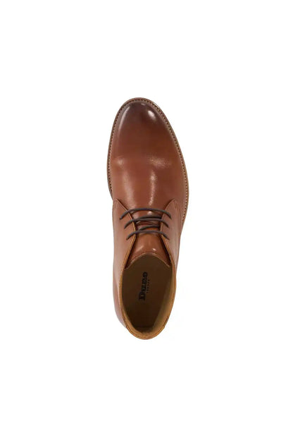 Leather lace-up ankle boot in tan brown with round toe and brown sole