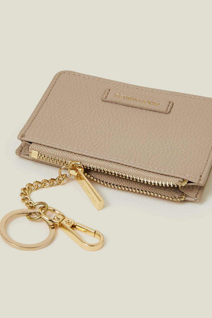 Accessorize - AK Galleria