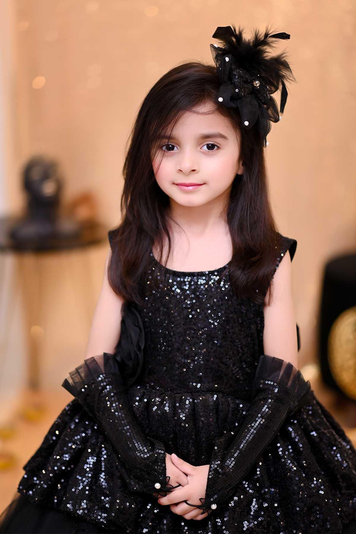 Qurratulain saqib - AK Galleria