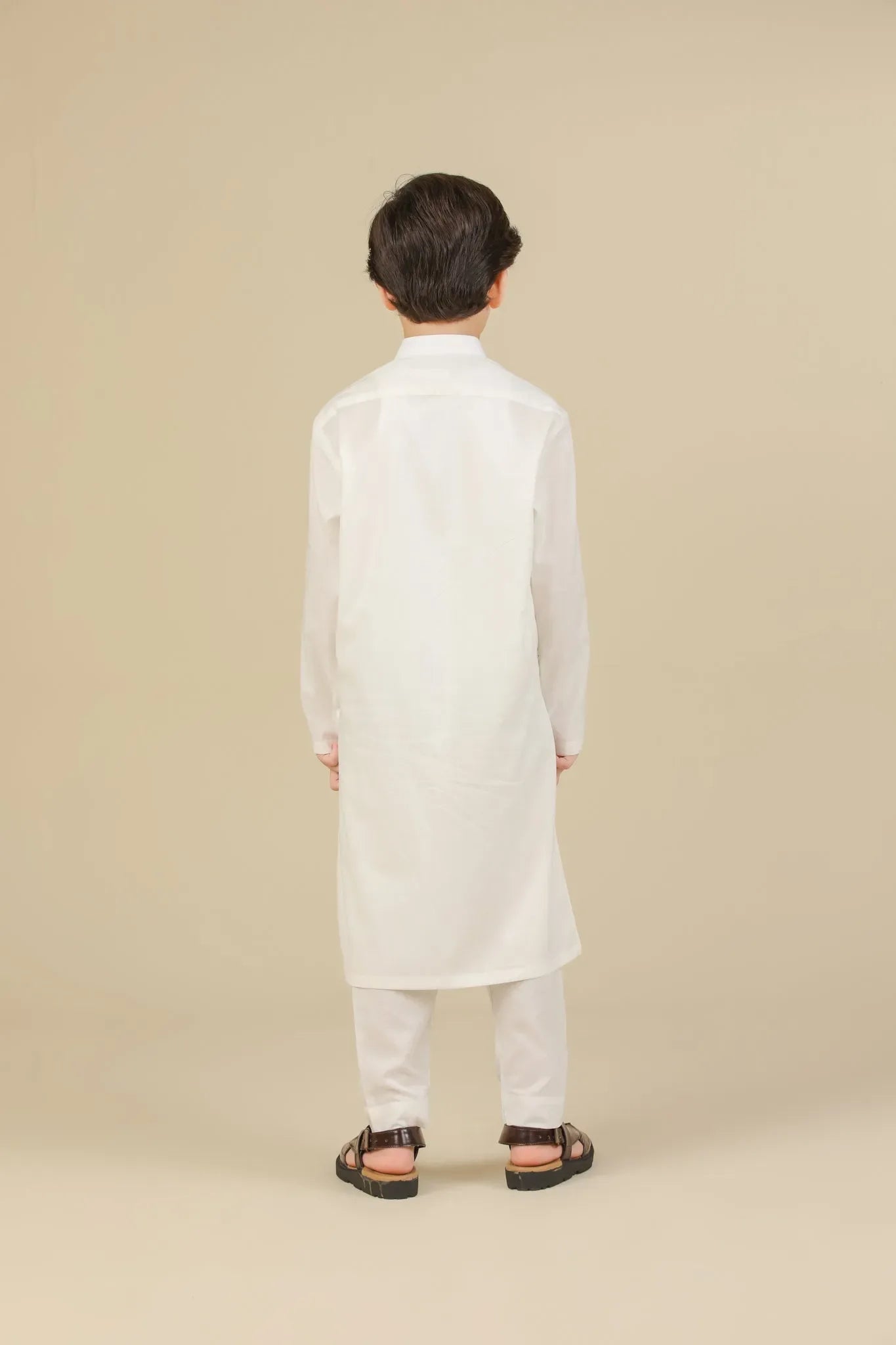 MURAQSH - AK Galleria