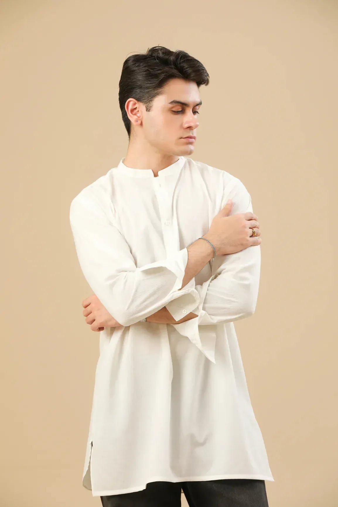 MURAQSH - AK Galleria