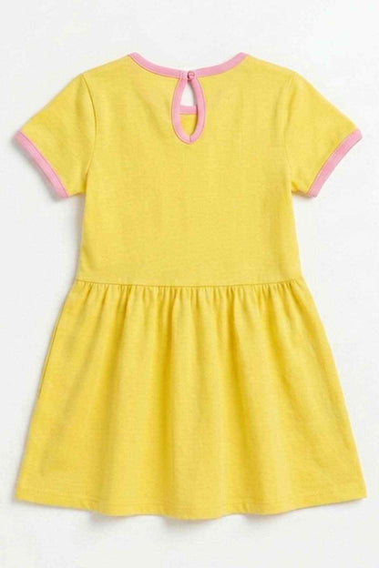 Yellow baby girls’ short dress with pink-trim keyhole back and button