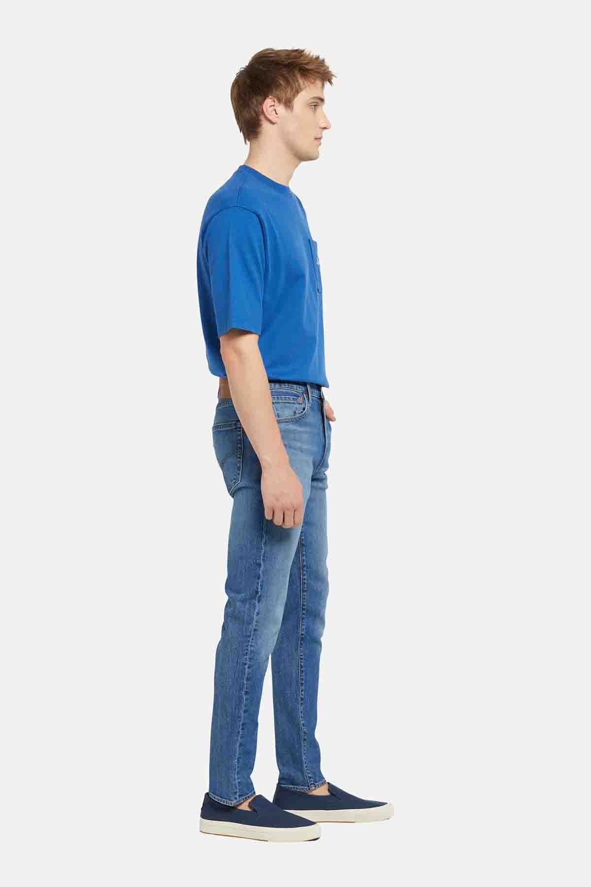 Levi's