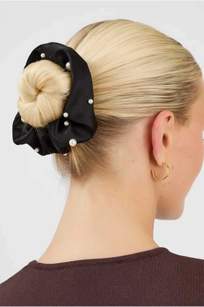Accessorize - AK Galleria